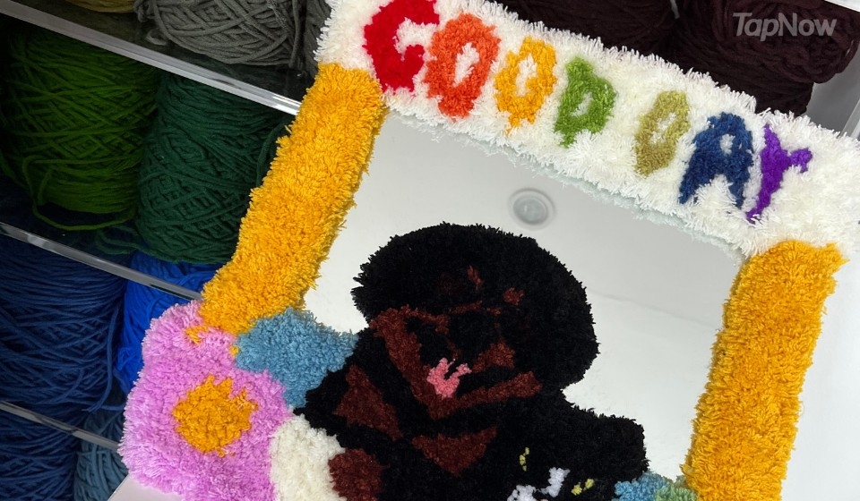 加$50即可將製作內容由地氈更換成毛氈鏡