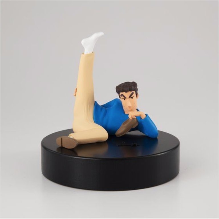 野原廣志既腳臭figure,底座仲設有臭味劑!