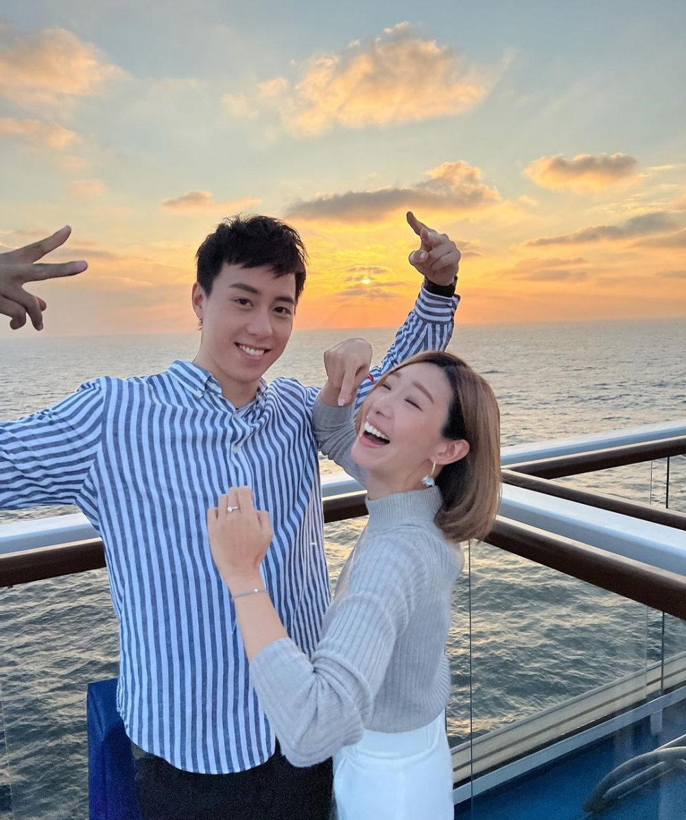 男友陳安立上個月向佢求婚成功！