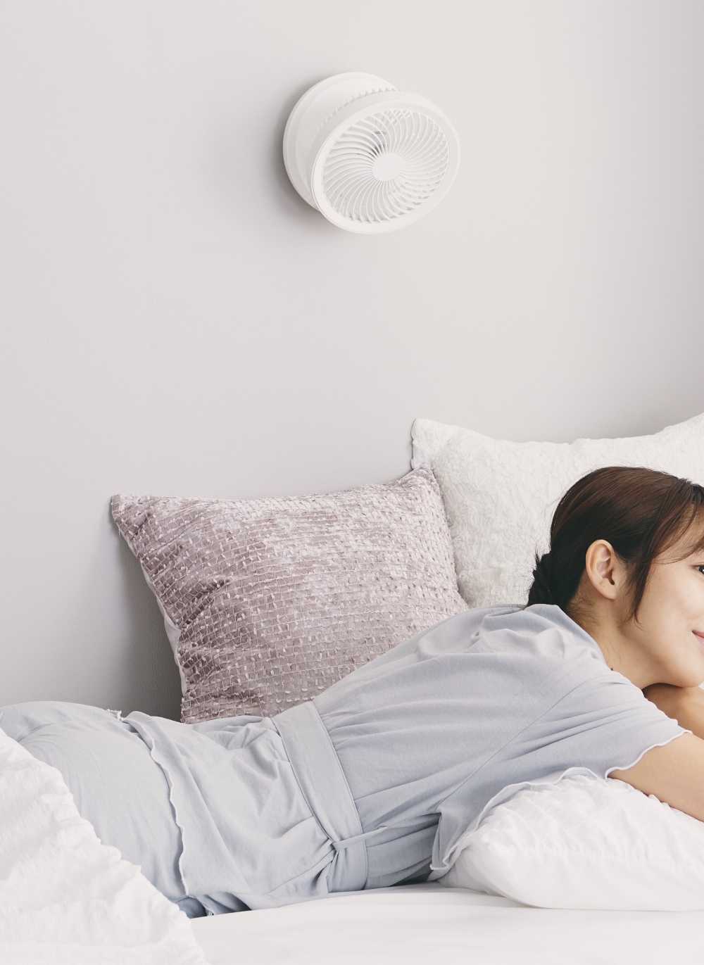 FRAIS Wall Circulator Fan掛牆式循環風扇 (White/ Gray-各$550)