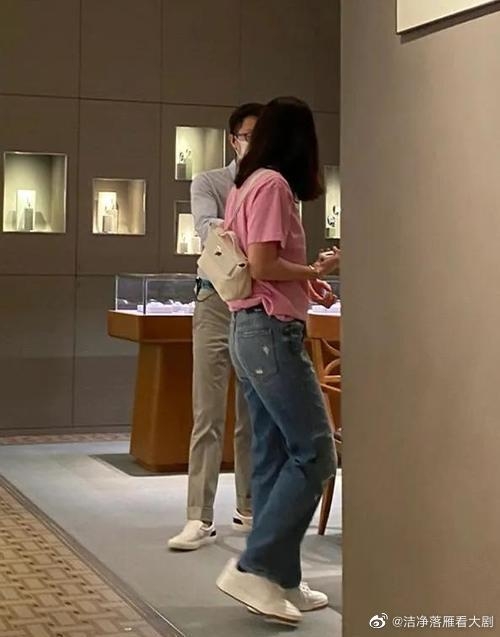 打扮幾青春