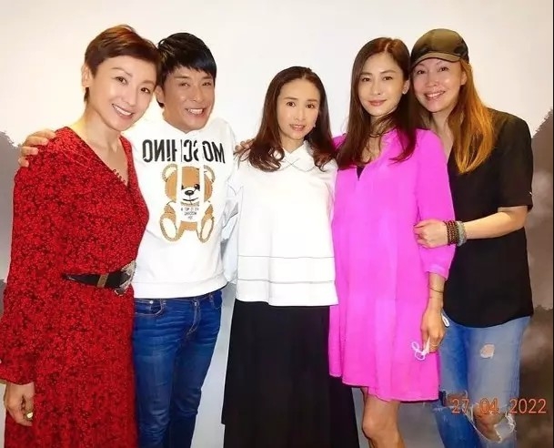 真係完全睇唔出吳婉芳有5字頭。