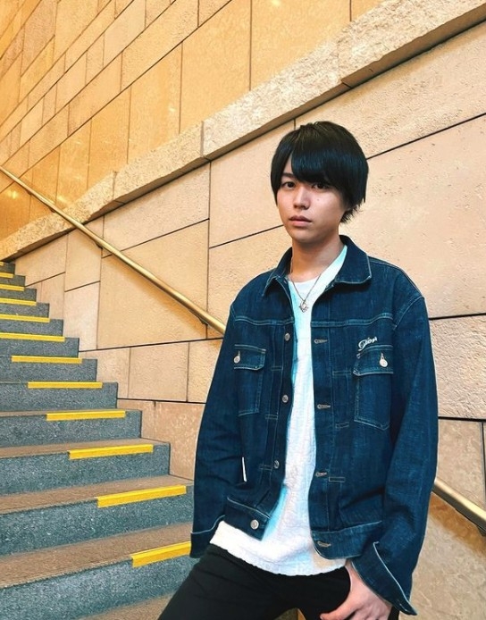 佢19歲嘅時候開始創業,仲非常成功!