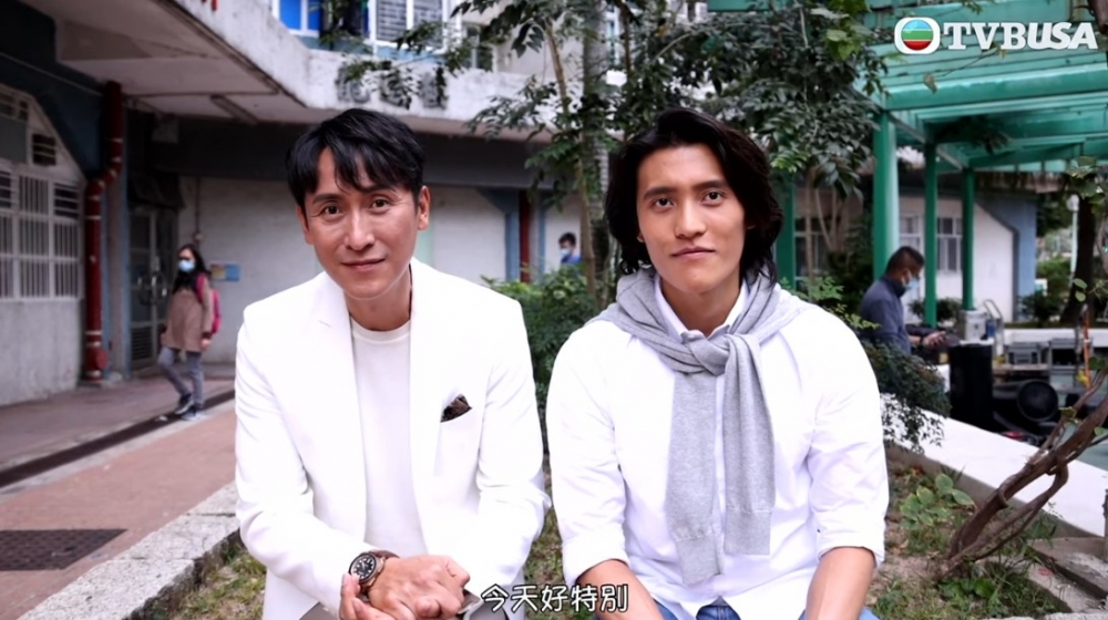 上年馬德鐘同仔仔父子檔拍攝《我家無難事》