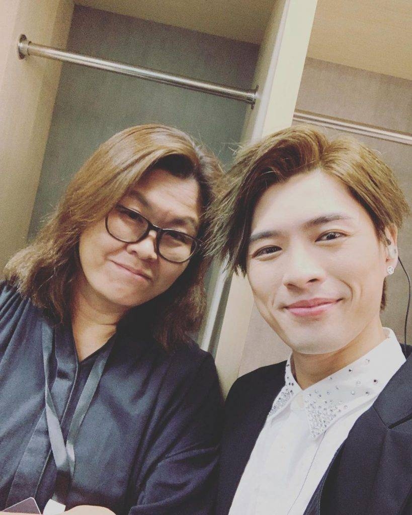 Frankie與花姐合照