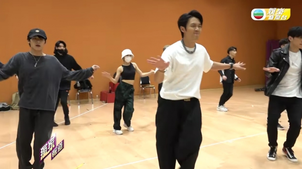 最近Super Tiger正忙於練舞,並將會同袁偉豪有合作舞台表演~