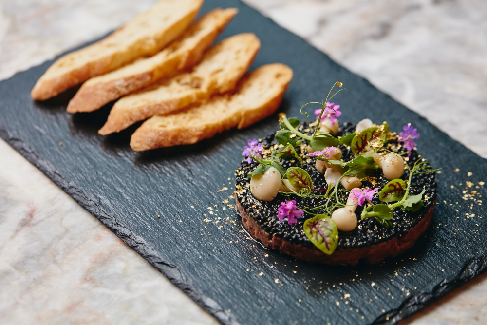 La Rambla by Catalunya_Steak Tartare with Avruga Caviar and 「Gold Touch」