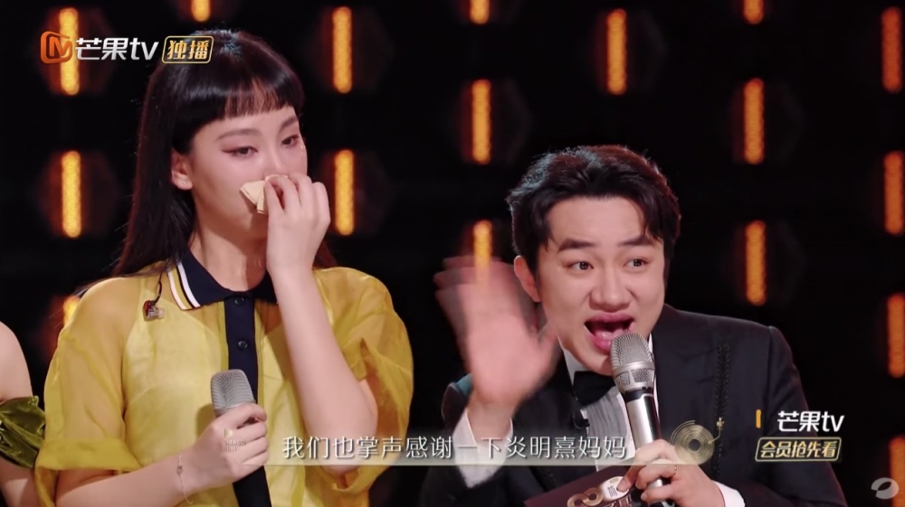 提及父母炎明熹亦忍唔住眼濕濕
