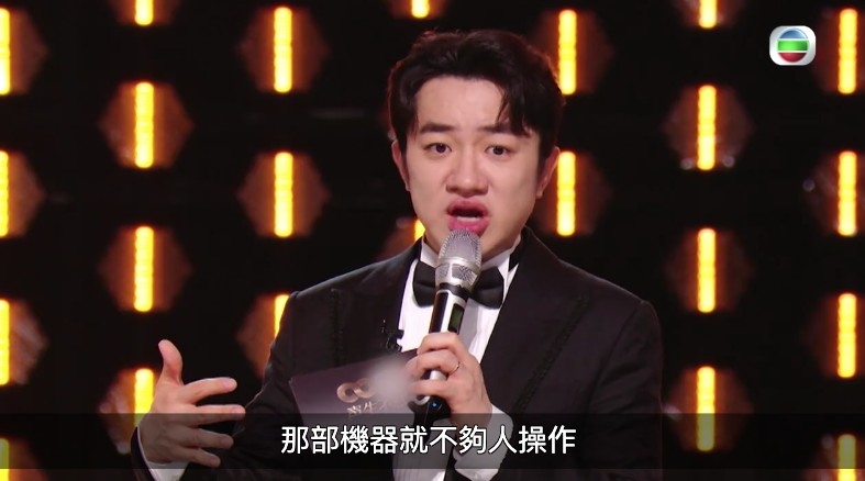 王祖藍又表示醫院入面有一部機器係由炎媽媽負責操作,如果佢離開咗就唔夠人手操作機器