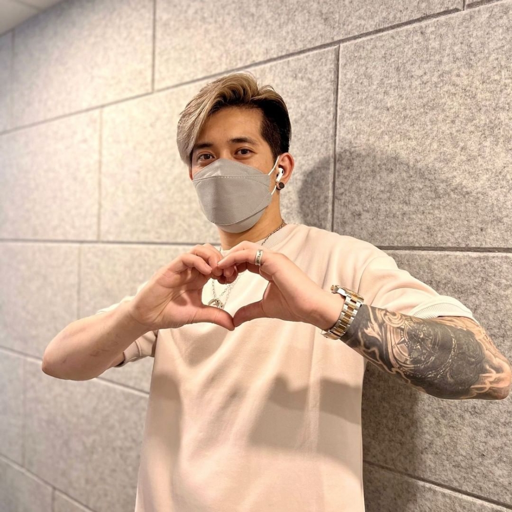 阿威 IG @waiwai_608