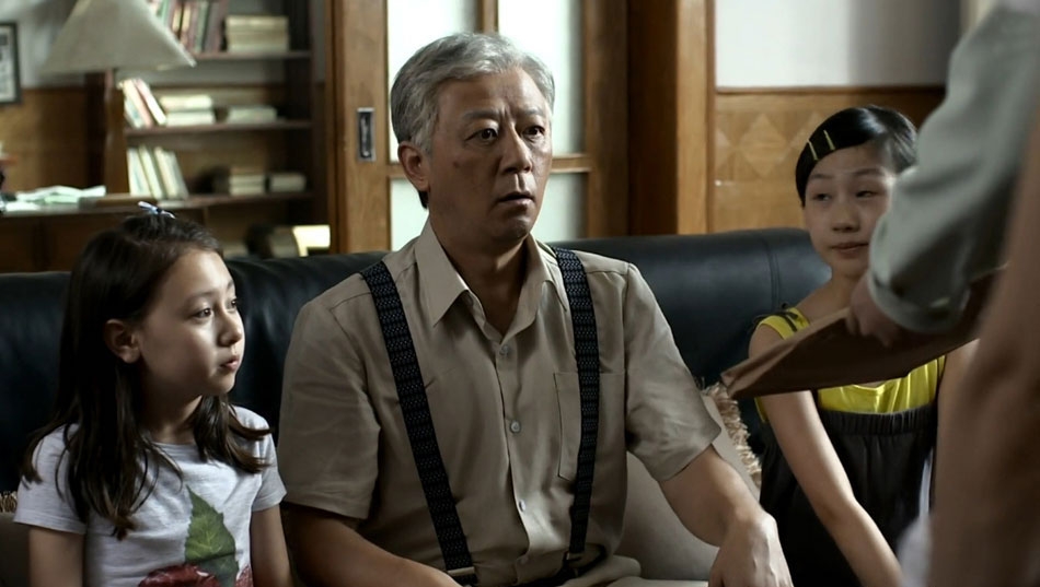 港男指家中一切開支都係由佢負責，包括租金、水電支出等。更會每月畀老婆$1萬零用錢、台灣嘅外父外母亦有$5,000。