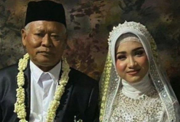 印尼當地一對「爺孫戀」舉辦婚禮，引起熱議！