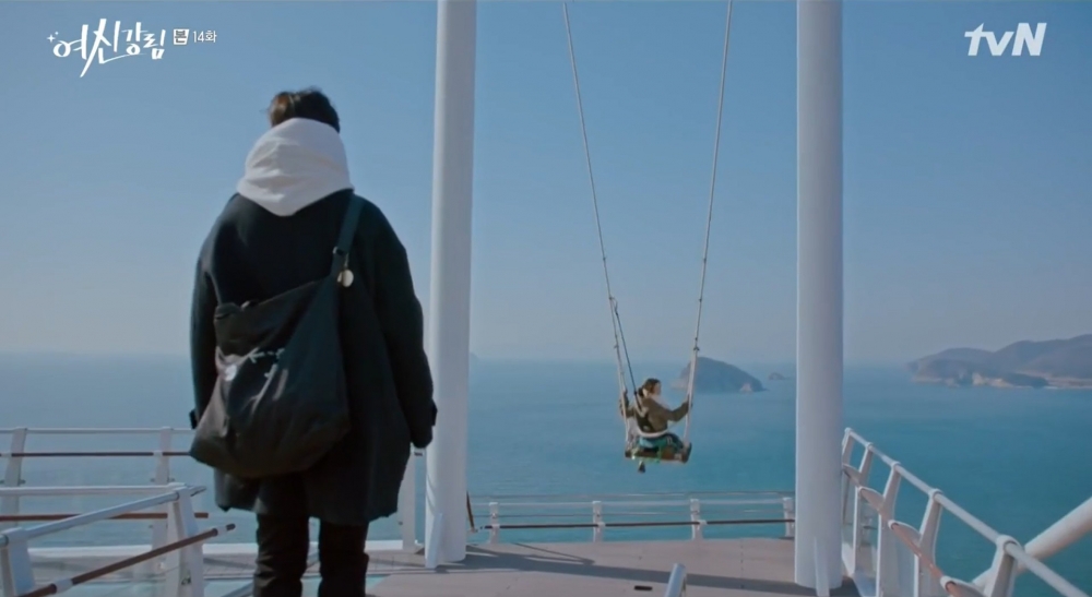 在韓劇《女神降臨》中,車銀優和文佳煐曾到「Seolri Skywalk」約會~