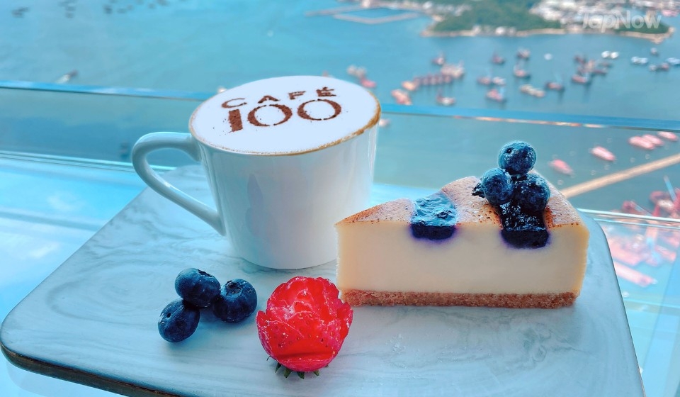 邊睇靚景,邊歎cake真係非常療癒~