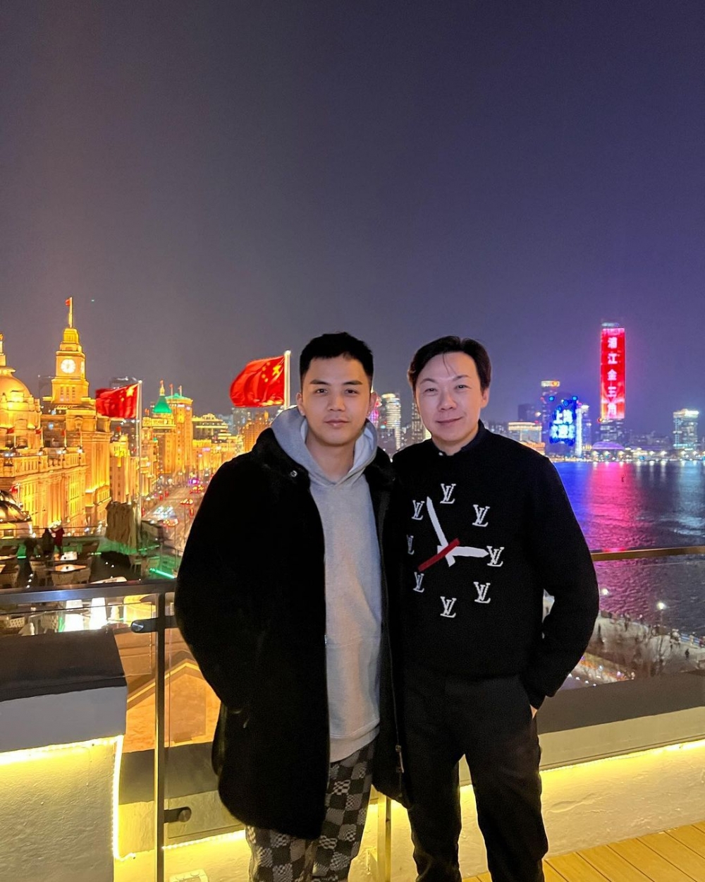 伍富橋發福不少,面圓圓