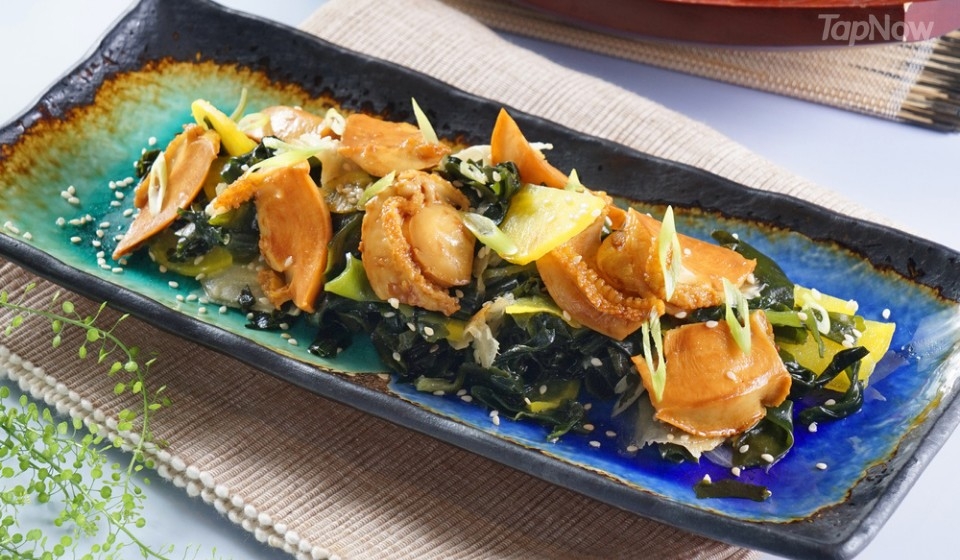 日式鮑魚昆布沙律 