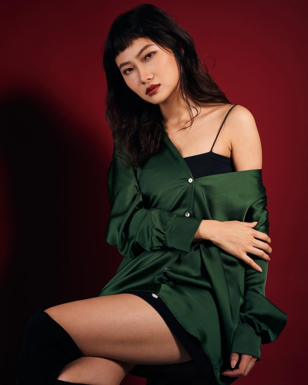 Mira是一位兼職模特兒。