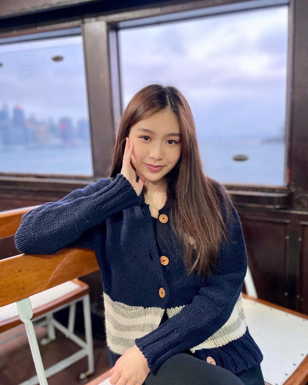 Bronte現在戀愛中,佢表示同帶佢入公司嘅前男友復合