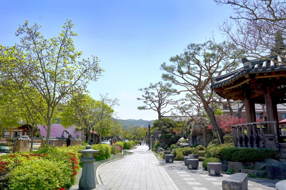 港人須在出發前至少72小時前登入K-ETA網站申請,以獲得旅行許可。