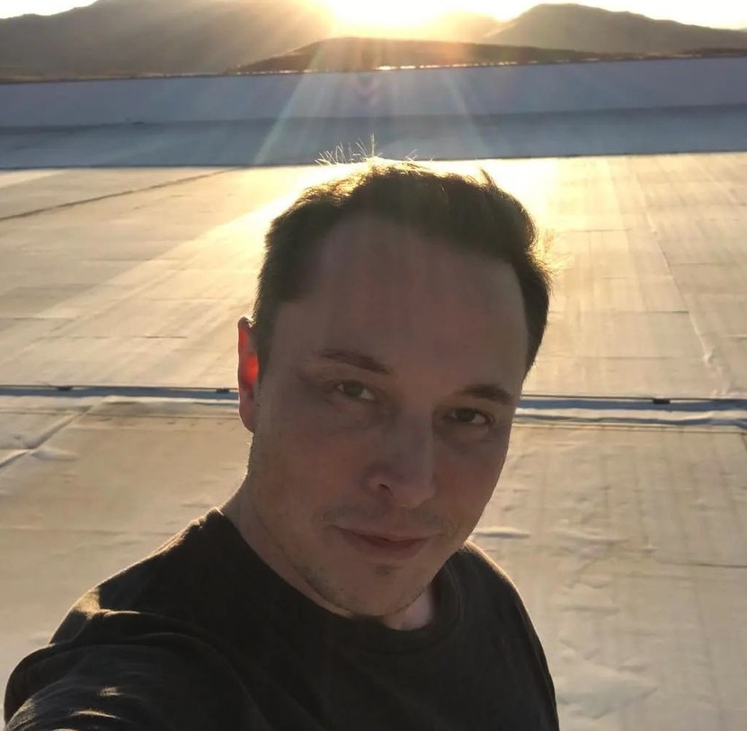 根據大兒子申請改名嘅理由,睇得出佢同爸爸Elon Musk關係唔係咁好!