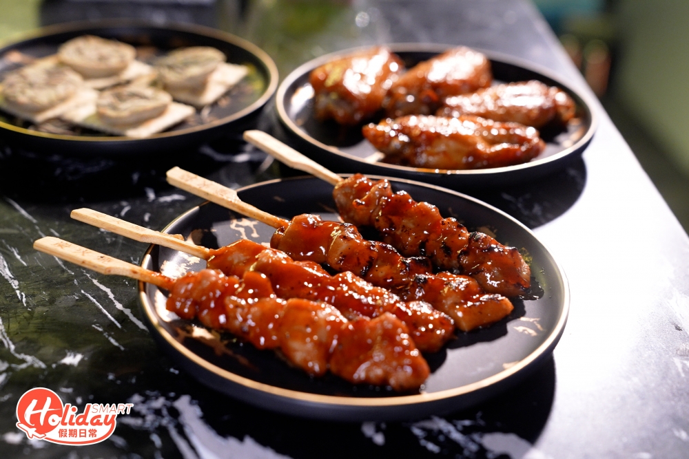 店內還有其他小食如串燒及雞翼，佐酒一流，無論你點任何雞尾酒或小食，相信也不會令你失望，周末不妨chill返晚！