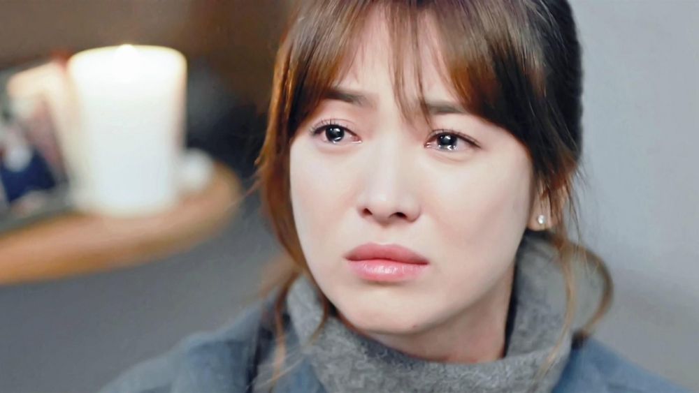 事主：「就算酒店願意賠償物件上嘅費用，但錯過咗嘅時光、我嘅心血....好多好多都無辦法用金錢去賠償」