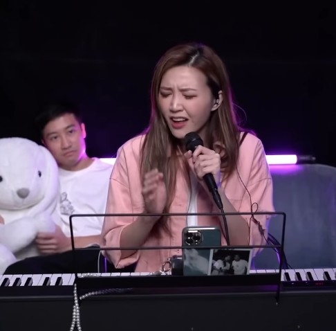 吳若希用盡全力演釋佢嘅首本名曲!