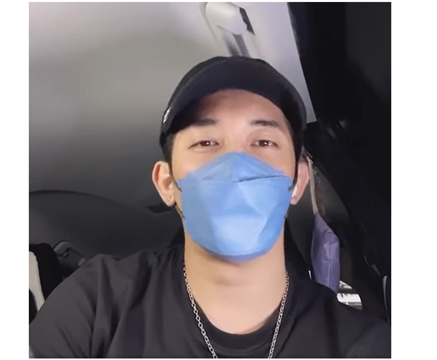 威威哭腔拍片澄清負面消息。