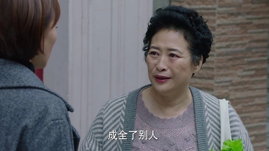 女子信以為真,將$350萬港元分別存入26個銀行戶口同轉數快戶口,之後先驚覺上當受騙