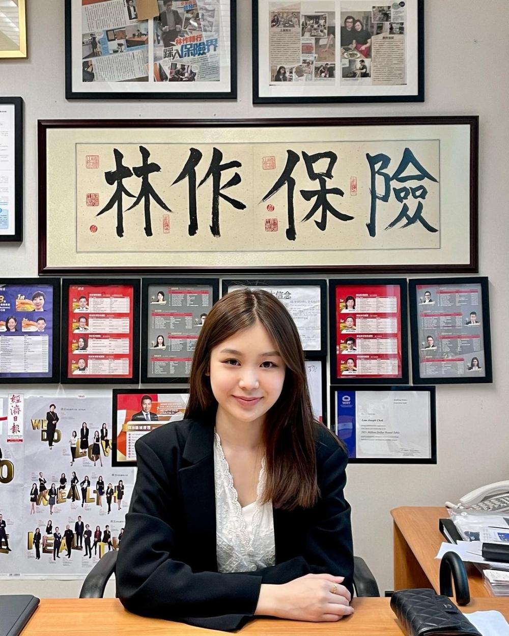 Bronte指佢係由前男友帶佢加入林作團隊,工作至今已有年幾兩年