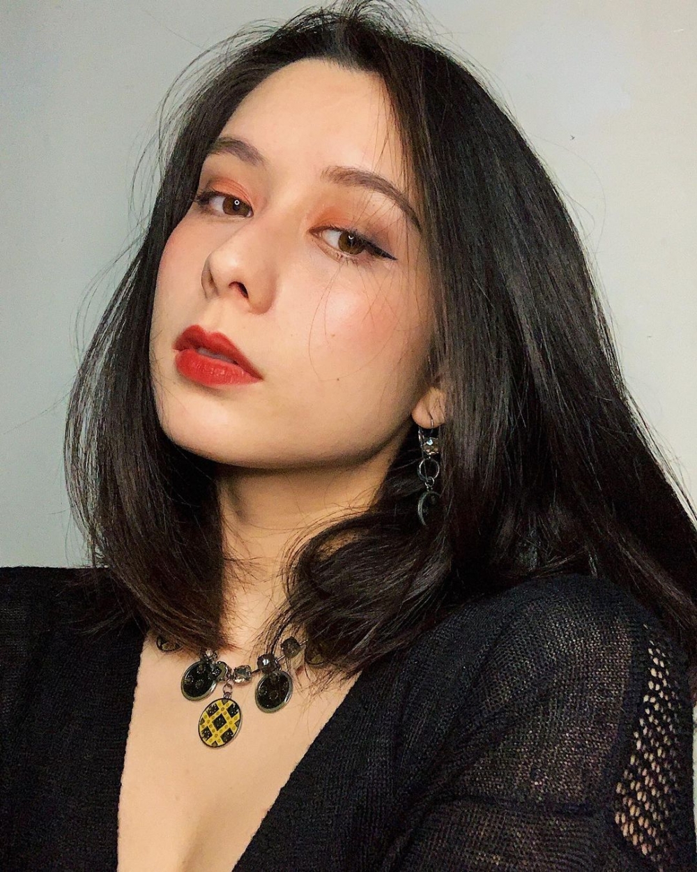 Tiffany是一位混血兒，五官深邃~