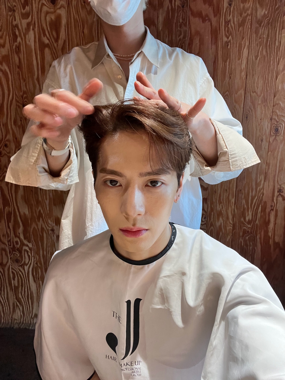 Jackson嘅官方身高為174cm
