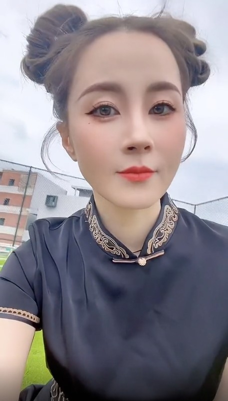 傅穎 抖音
