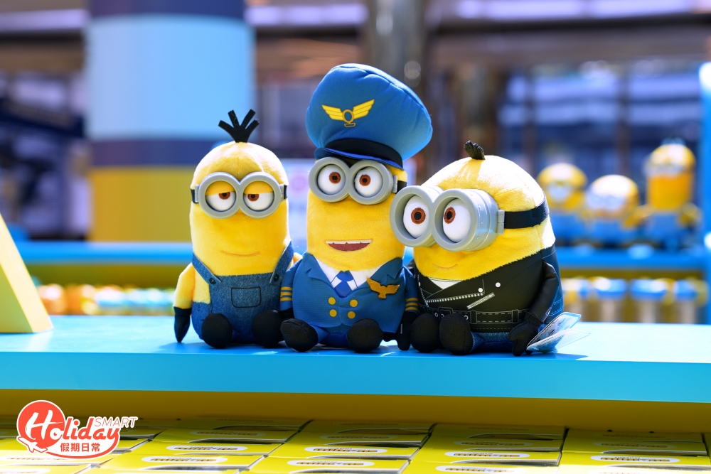 場內有過百款迷你兵團可愛精品隨意挑選。