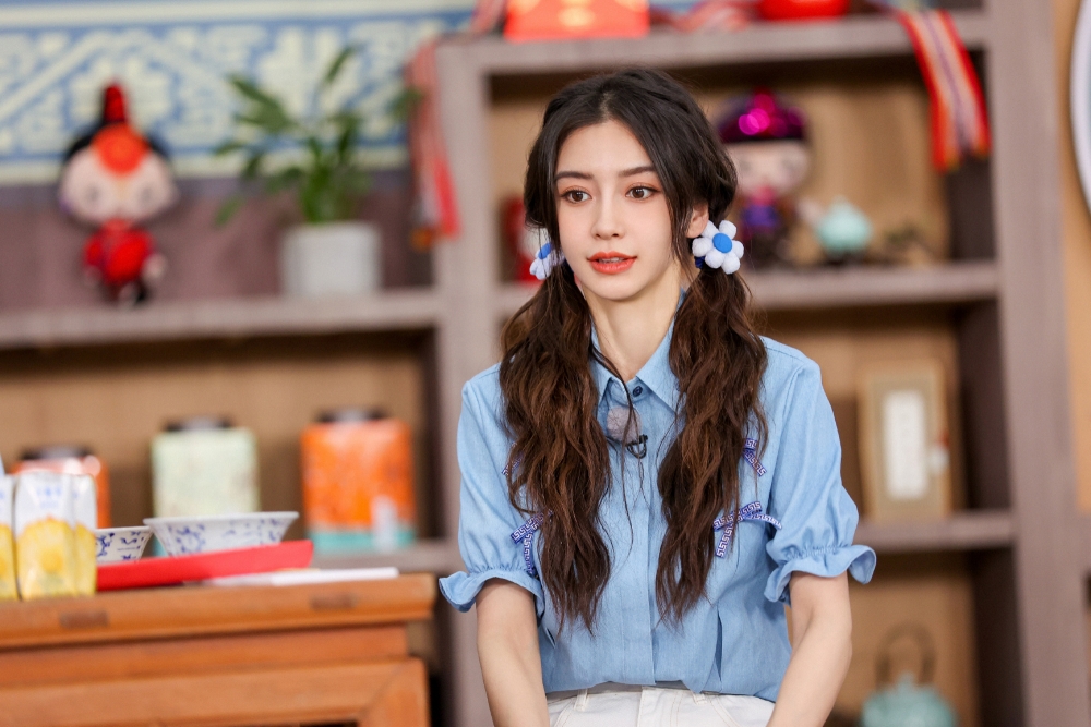 Angelababy係中德混血兒