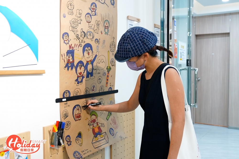 店內設有畫畫牆，讓大家發揮畫功。