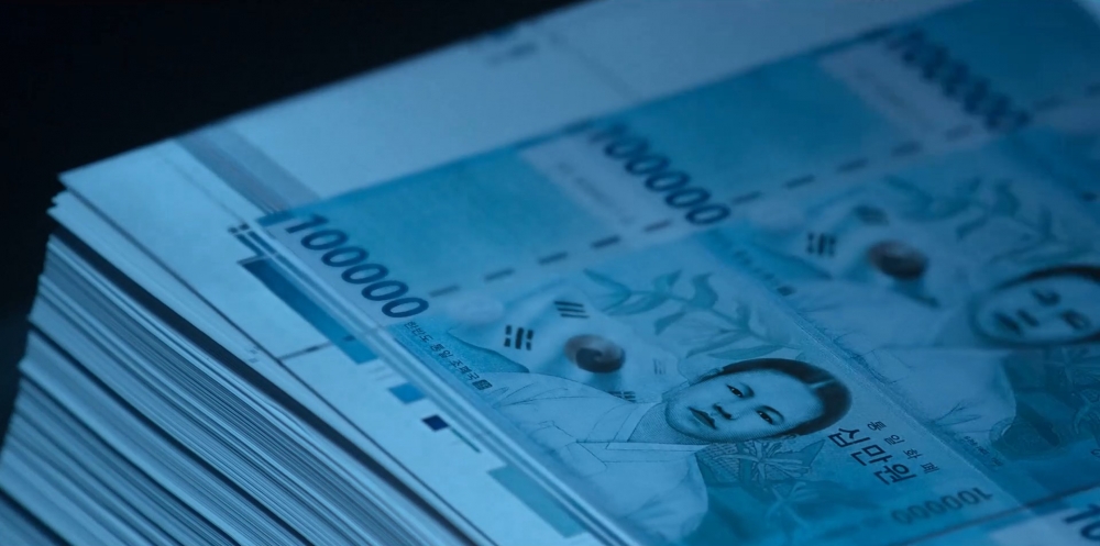 紙鈔上的人物為南韓真實存在的女性獨立運動家「柳寬順유관순」。