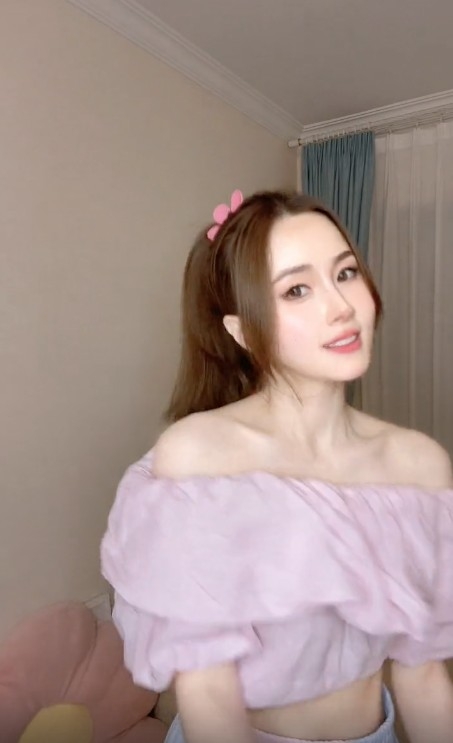 傅穎 抖音