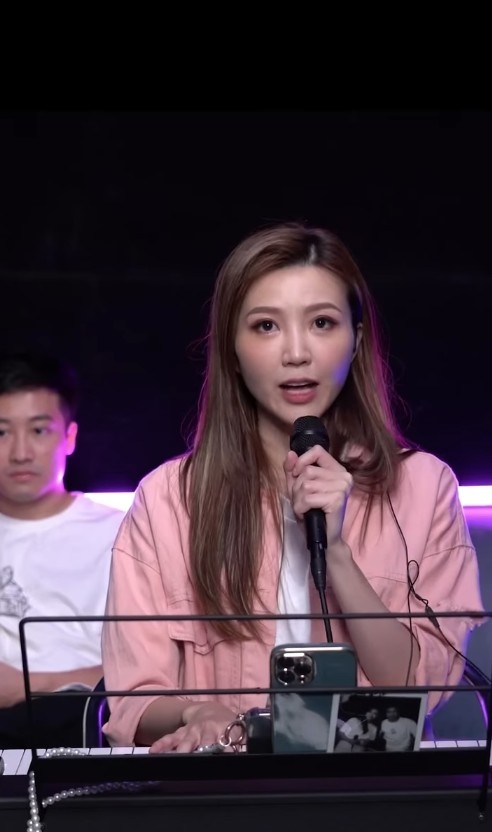 吳若希就喺IG公開兩段影片,其中一段片佢留言指:「Yeah~~我終於可以跟楊丞琳合唱啦!!!謝謝公司幫忙我完成了心願」