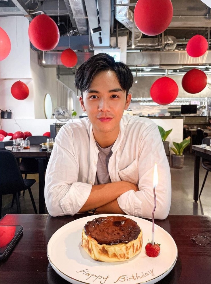 有網友關注伍富橋似乎同婚前嘅狀態大為不同?!