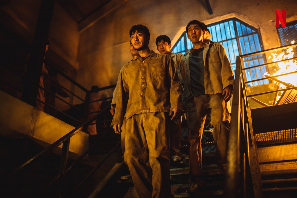 繼《魷魚遊戲》後，朴海秀再次在Netflix影集登場，在《紙房子：韓國篇》又扮演悲劇人物！