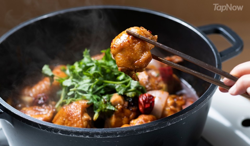 秘製醬汁香濃，令雞件非常上色