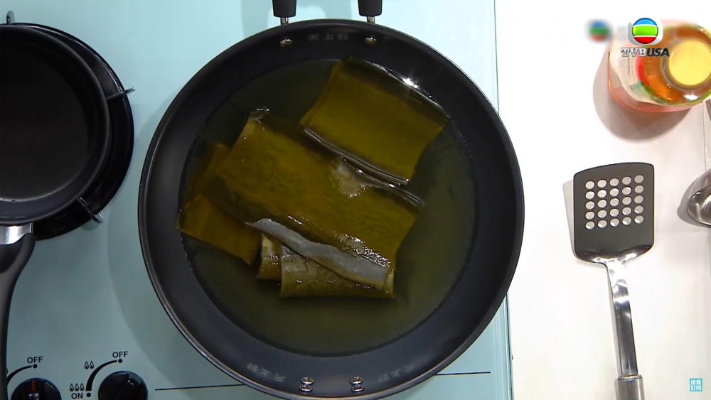 昆布有清除體内積熱、利尿消腫及降低血壓血糖的功效。