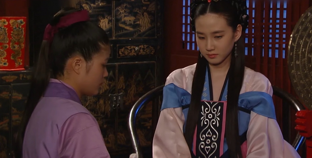 朴恩斌出演過多部古裝劇，有「史劇女王」的稱號。