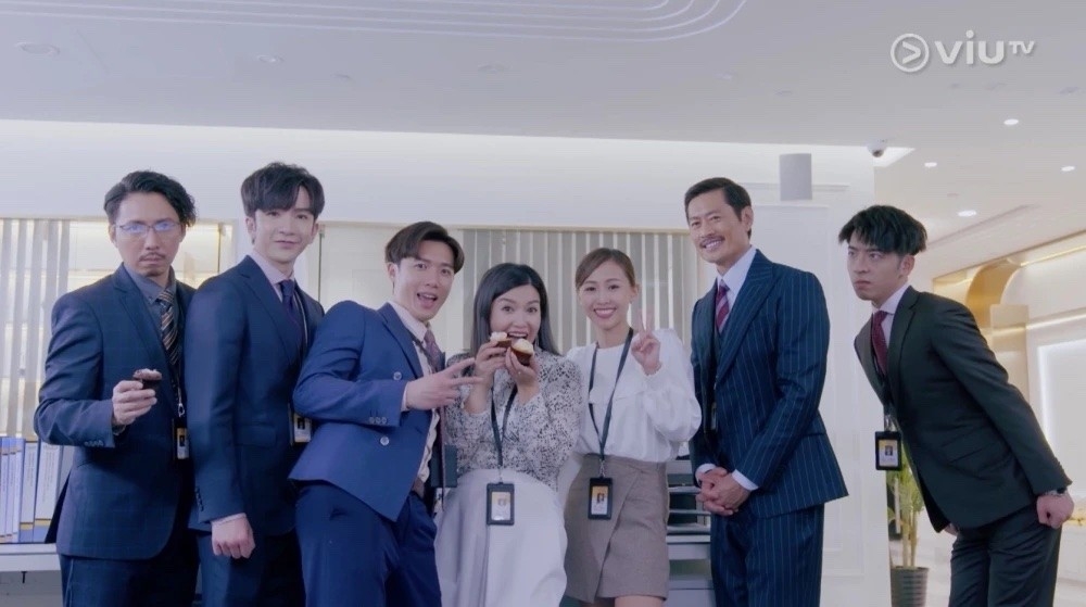 last day通常都會派散水餅畀同事食