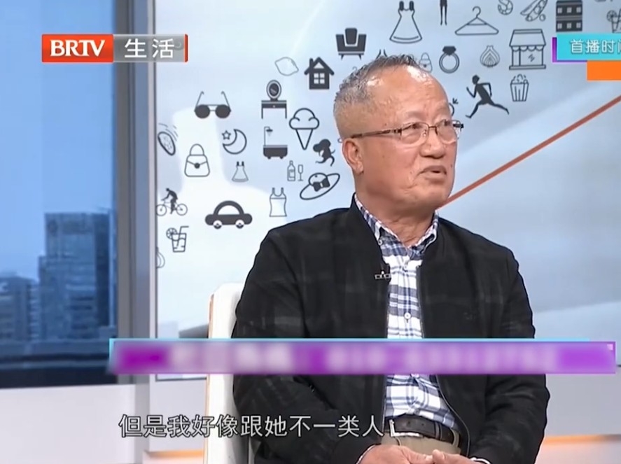 然而,朱伯伯就拒絕陳女士嘅好意!