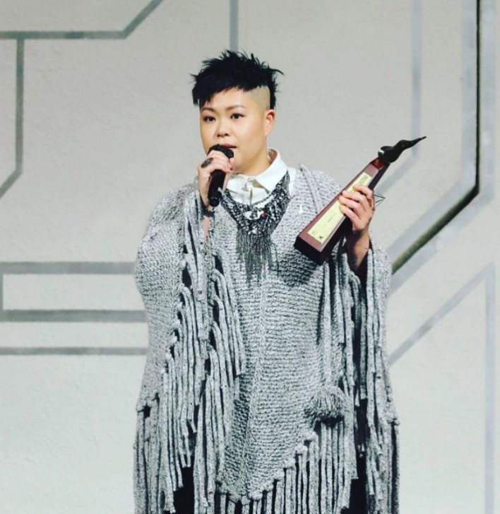 2020年,林二汶獲得Chill Club年度女歌手金獎+叱咤樂壇「我最喜愛的女歌手」,事業登上高峰!