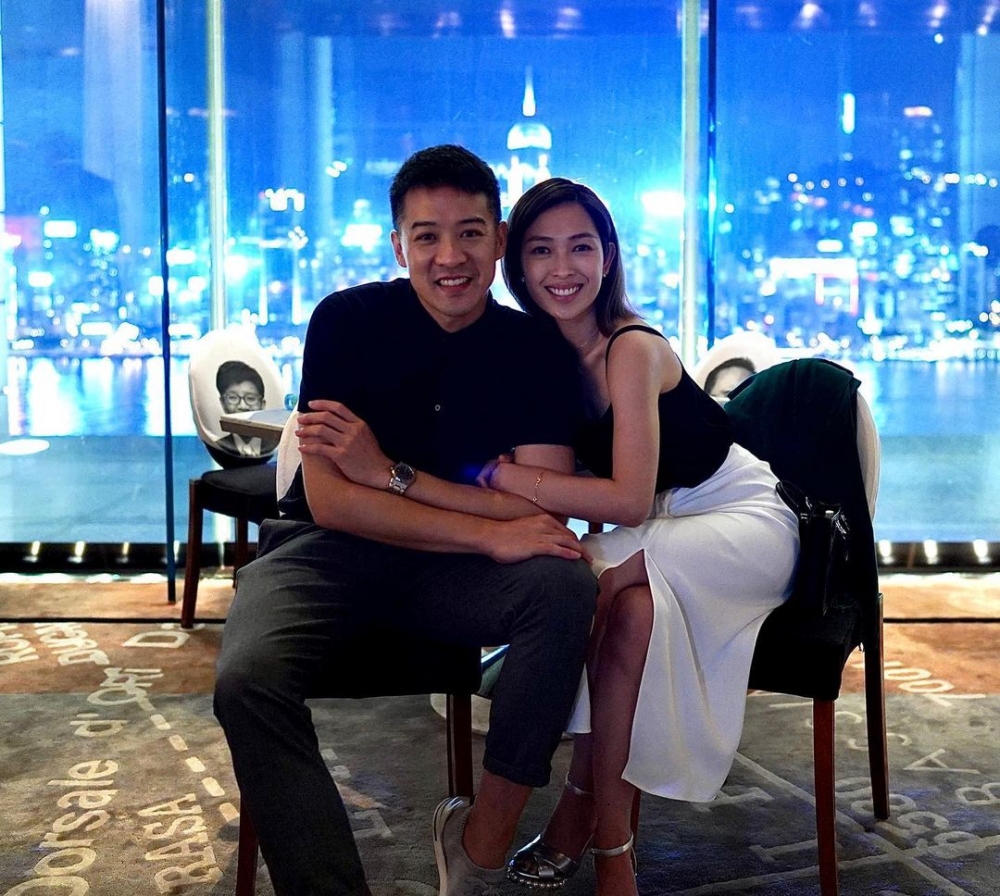 夫妻檔嘅YouTube頻道「Sarah and Jason」已有超過16萬subscribers，成績唔錯。