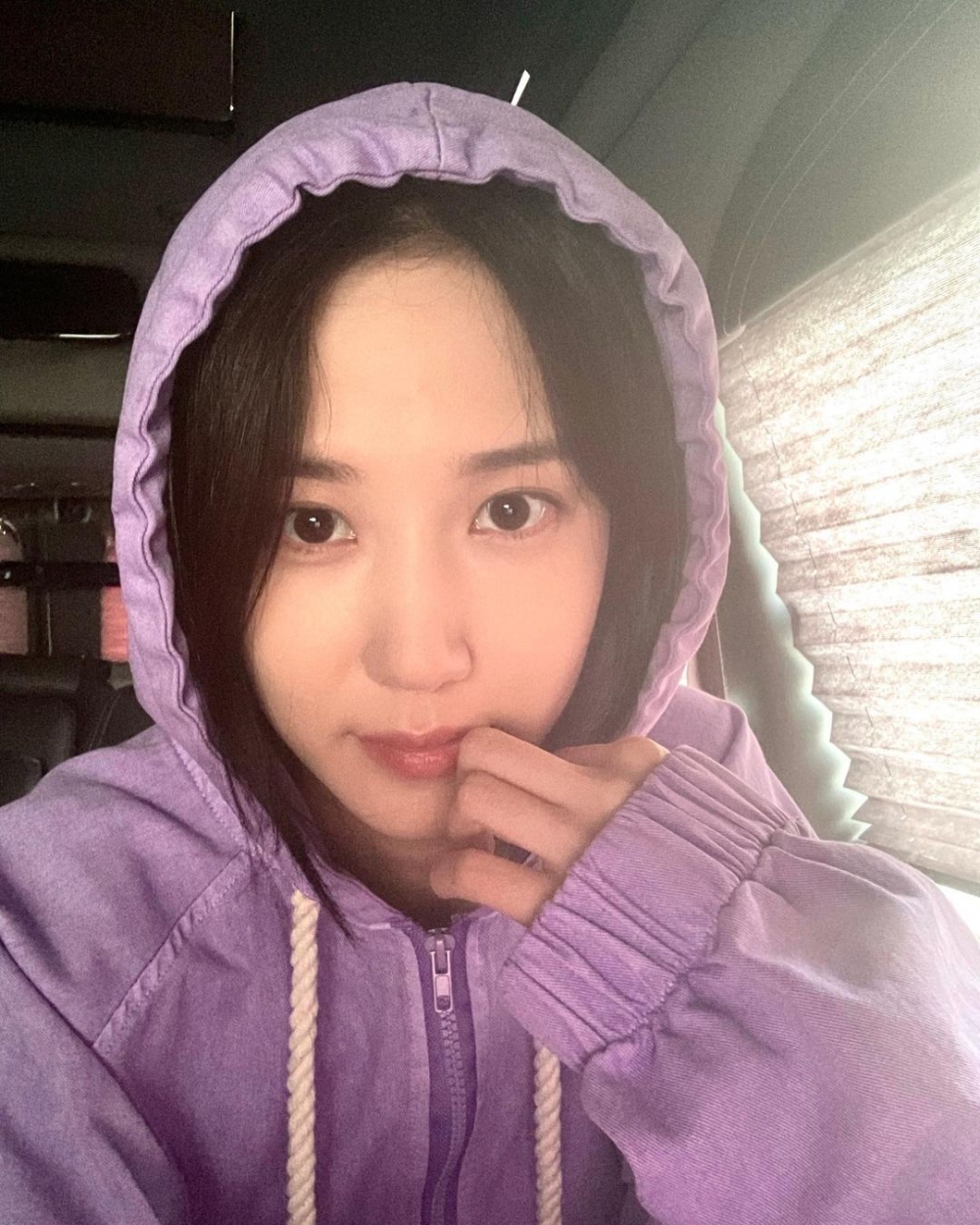 朴恩斌擁有罕見的熊貓血型，所以不論拍戲或私底下都非常小心謹慎保護自己~