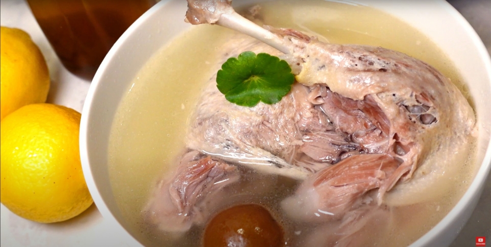夏天湯水推介:潮州鹹檸檬鴨湯